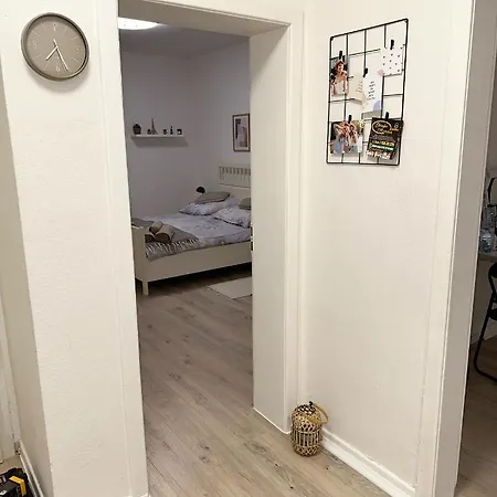Moblierte In Apartment *